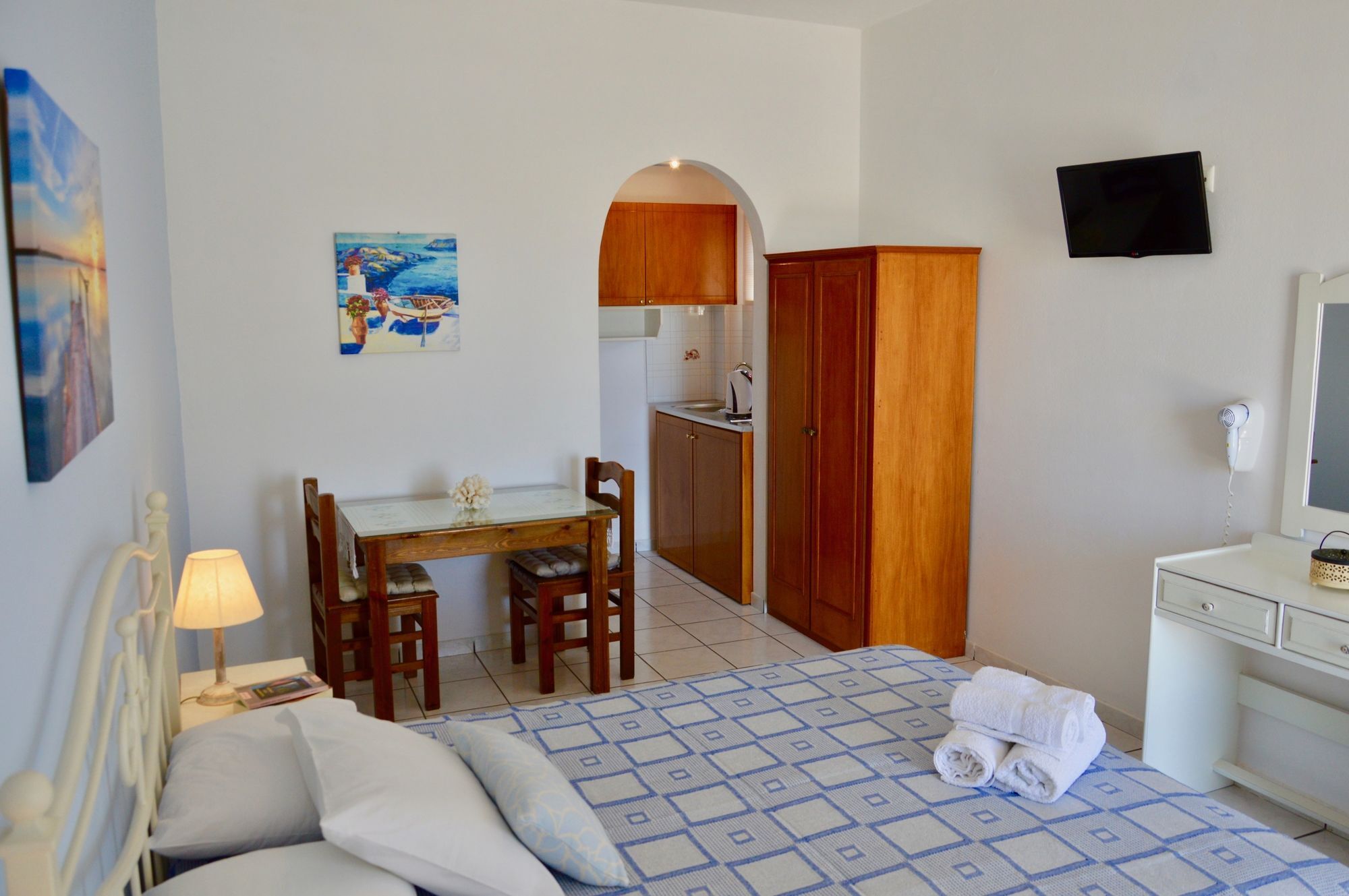 Zanneta Apartments & Suites Mikri Vigla Luaran gambar